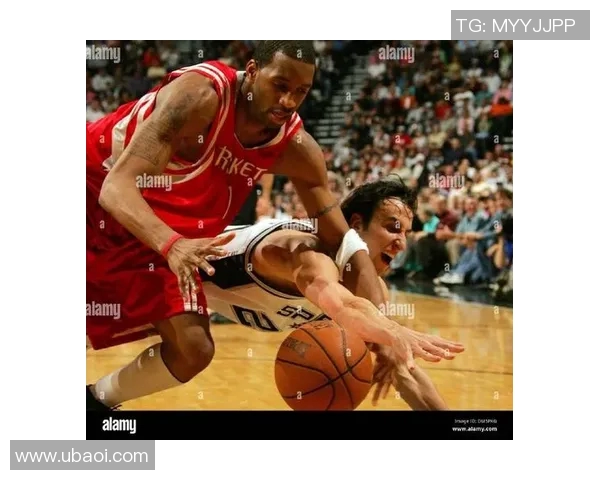 麦迪与足球巨星同框合影展现运动员间的友谊与激情